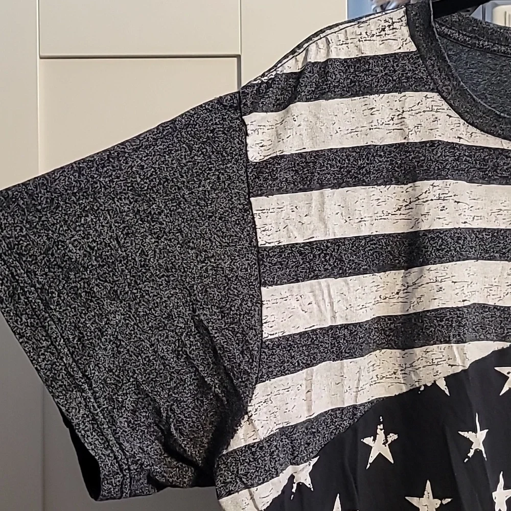 Champs Sport Gear T-Shirt Mens 2XL Charcoal White Short Sleeve Stars Flag Cadual - Picture 3 of 7